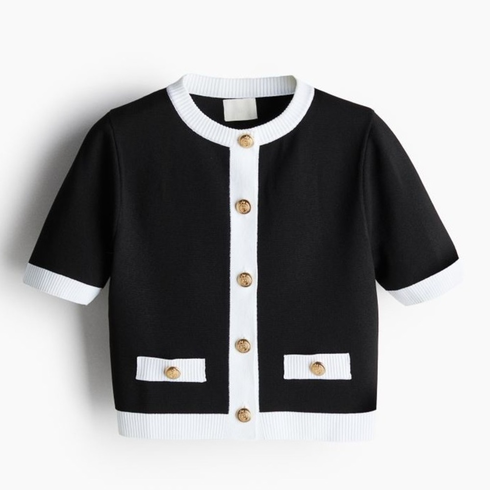Black and white knit short sleeve sweater - Picture 1 of 11